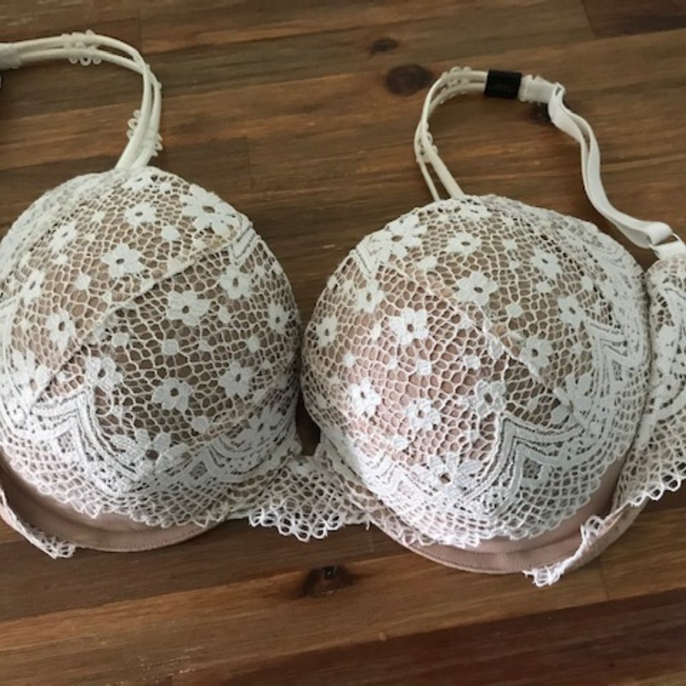 Victoria Secret Bra 34DDD